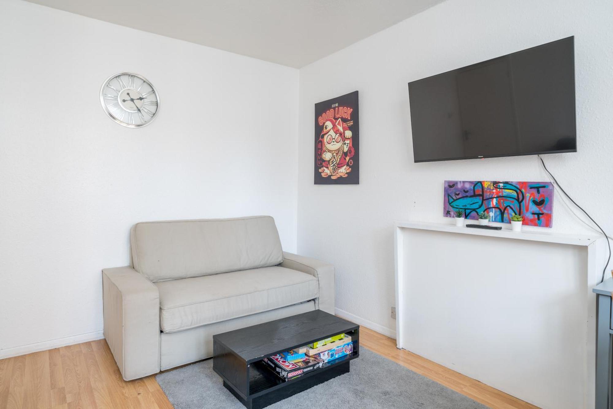 Spacious 1 Bed Flat In Dalston 런던 외부 사진